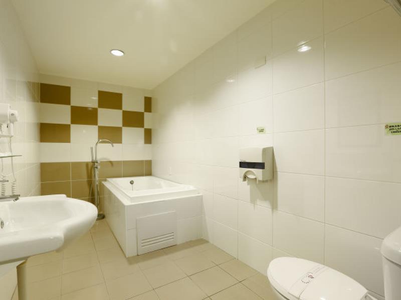 Hua Xiang Motel - Arena Kaohsiung Exteriör bild